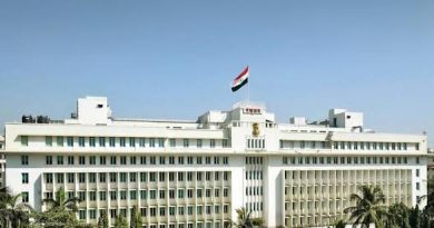 राखीव प्रवर्गातील उमेदवारांना खुल्या जागांवर दावा करण्यास प्रतिबंध करणाऱ्या निर्णयाला मंत्रिमंडळाच्या बैठकीत तात्पुरती स्थगिती